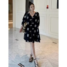 批发大码女装度假风刺绣碎花连衣裙夏季新款微胖mm显瘦垂感黑色小裙子