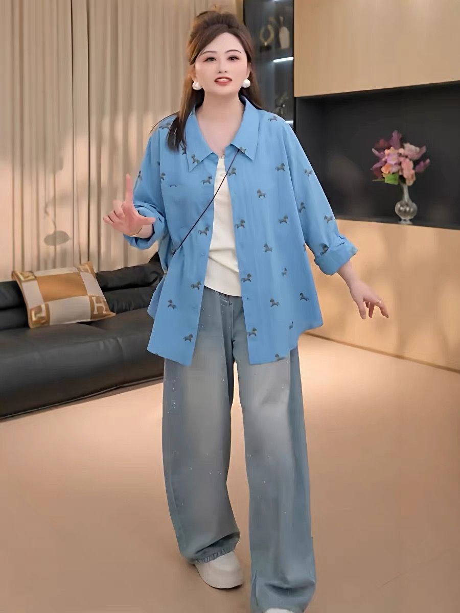 지방 지아 지아 통통한 여동생 mm 빅 사이즈 여성 의류 어디에나 수 있습니다. 가져 가라. 셔츠 봄 새로운 작은 말 자수 맨위