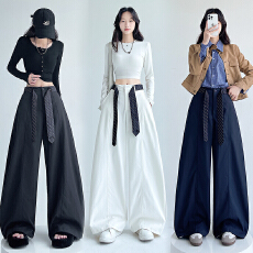 实拍2026秋季新款弯刀工装裤女设计感宽松慵懒风裤子阔腿休闲裤子