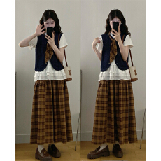 批发实拍大码夏季新款复古风牛仔马夹格纹半身裙<b class='q'>针织</b>打底衫三件套