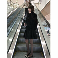 薄款私服花瓣裙黑色短裙子 4320-1031