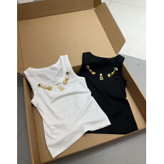 批发实拍黑色<b class='q'>时尚</b>简约无袖金属装饰吊带背心女早春百搭<b class='q'>个性</b>辣妹