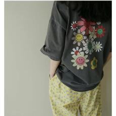 批发韩版大码女装220克精梳纯棉洗水黑落肩宽松版型后包边短袖T恤印花