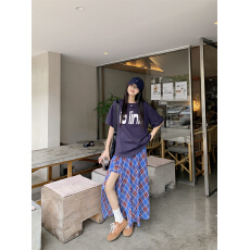 批发实拍实价 夏日美式宽松印花<b class='q'>短袖</b>T恤+不规则格子裙