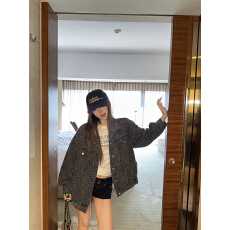 批发实拍实价 美式复古甜酷水洗豹纹牛仔外套秋季新款宽松百搭上衣