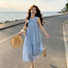 批发高级感法式无袖背心<b class='q'>连衣裙</b>女夏季2026新款收腰海边度假风A字长裙