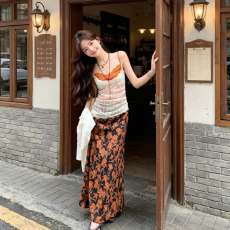 批发法式<b class='q'>复古</b>碎花高级感显瘦<b class='q'>长裙</b>纯欲漂亮减龄百搭慵懒感度假风半身裙