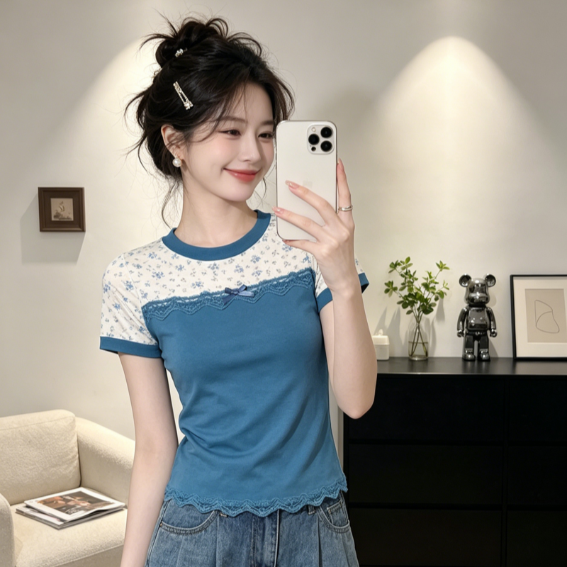 한 부서 작은 대중 페이크 레이어드 반팔 티셔츠 여성 여름 몸매 가꾸기 꽃무늬 패치워크 고유 한 아름다운 디자인 센스 트렌디 맨위