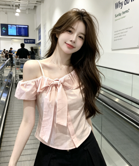 핑크색 비스듬한 어깨 나비 넥타이 반팔 여성 셔츠 여름 스트라이프 오프숄더 쇼트 스타일 셔츠 몸매 가꾸기 슬림해 보이는 맨위