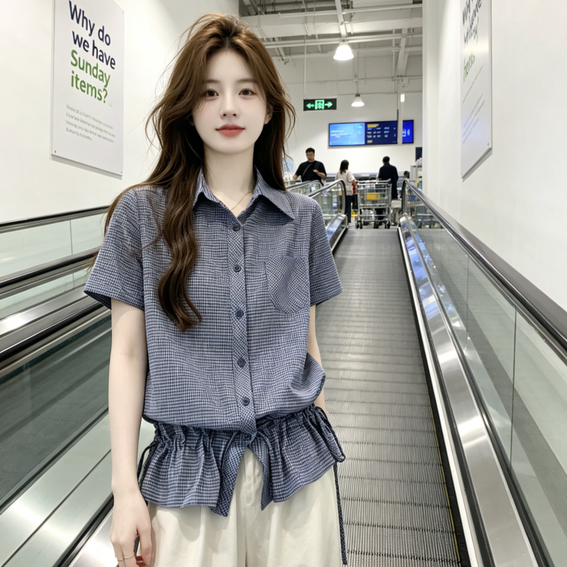 핫걸 파란색 체크무늬 긍정적 인 어깨 반팔 여성 셔츠 여름 몸매 가꾸기 허리 수축 디자인 센스 쇼트 스타일 셔츠 맨위