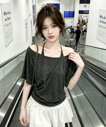 2026 여름 새로운 디자인 센스 페이크 레이어드 행침 목 반팔 티셔츠 여름 느슨함 센스 슬림해 보이는 오프숄더 맨위