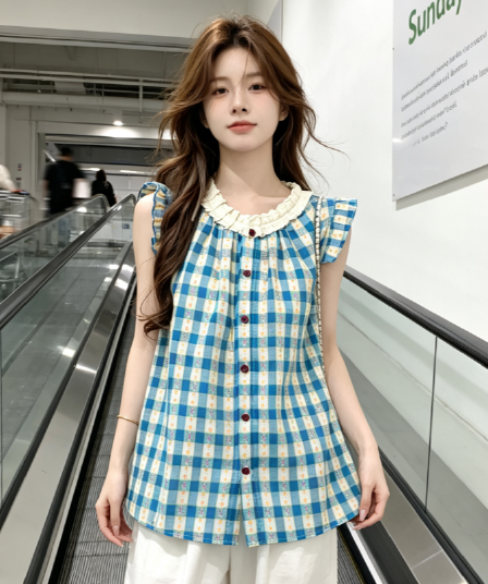 2026 새로운 프랑스식 작은 날다 소매 파란색 체크무늬 반팔 여성 셔츠 여름 한 부서 달콤함 꽃무늬 어깨 맨위