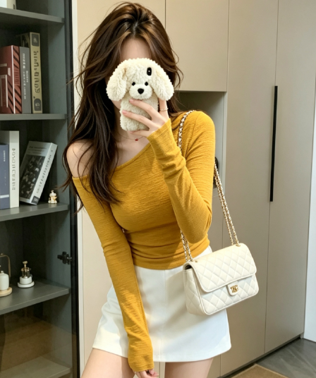 실사 한 부서 품격 착용 가져 가라. 황색 비스듬한 어깨 몸매 가꾸기 긴팔 티셔츠 여성 달콤한 매운맛 바람 인사이드 가져 가라. 만나는 이른 봄 맨위