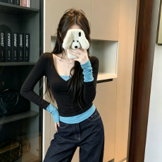 批发实拍韩系撞色拼接假两件长袖<b class='q'>t</b><b class='q'>恤</b>女秋冬新款内搭打底上衣