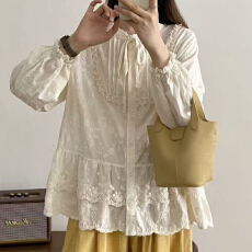 批发报单有货森系<b class='q'>蕾丝</b>花边圆领系带衬衫法式甜美百搭绣花<b class='q'>娃娃衫</b>上衣