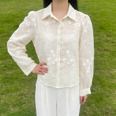 批发报单有货法式重工刺绣花朵翻领<b class='q'>长袖</b>衬衫女春夏宽松单排扣防晒上衣