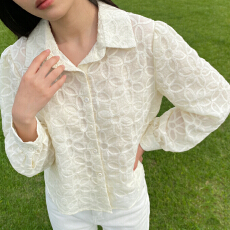 批发报单有货法式重工刺绣花朵翻领<b class='q'>长袖</b><b class='q'>衬衫</b>女春夏宽松单排扣防晒上衣