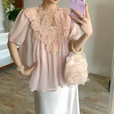 批发报单有货亲肤防晒<b class='q'>蕾丝拼接</b>V领雪纺衫女夏新款小个子减龄短袖上衣