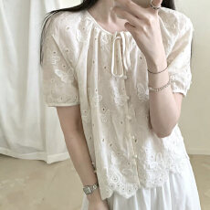 批发报单有货法式浪漫风蕾丝刺绣短袖衬衫女系带圆领重工上衣宽松减龄