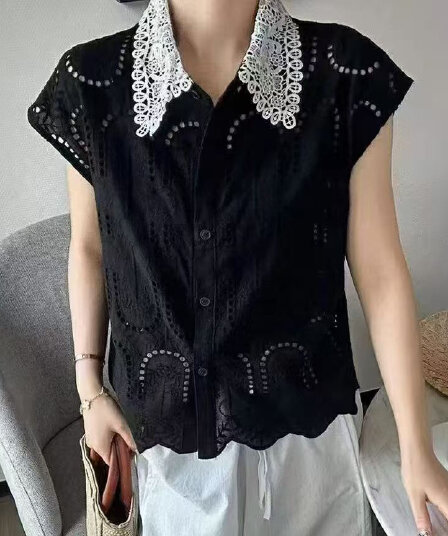 주문 재고 있음 유럽 상품 폴로 칼라 홀로우 아웃 자수 민소매 셔츠 여름 패션 다용도 루즈핏 캐주얼 맨위
