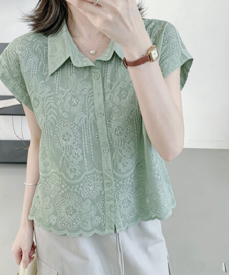재고 있음 유럽 상품 폴로 칼라 홀로우 아웃 자수 민소매 티셔츠 여성 여름 패션 다용도 루즈핏 캐주얼 맨위 트렌디