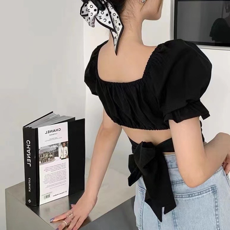 재고 있음 거품 소매 광장 칼라 여성 셔츠 디자인 센스 작은 대중 여름 새로운 검정색 스트랩 쇼트 스타일 프랑스식 맨위