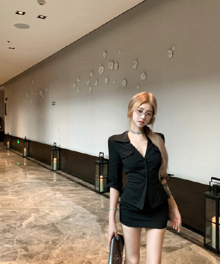 실사 정가 매운맛 여성 교사 바다 악마의 바람 셔츠 타이트 스커트 반 스커트 몸매 가꾸기 V넥 섹시함 작은 미니 스커트 세트