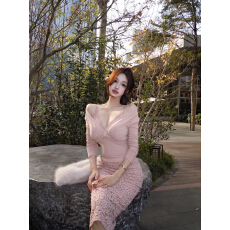 批发实拍实价 捕梦录 带胸垫蕾丝长袖女冬半身裙粉色纯欲圣诞<b class='q'>套装</b>