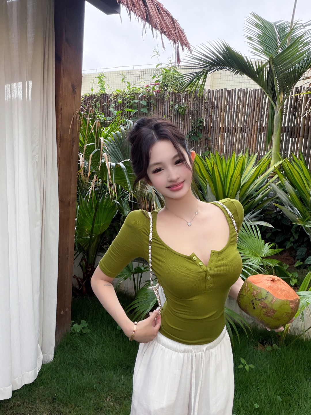 실사 정가 타운 가게 일 부드러운 욕망 끓인 물 몸매 가꾸기 슬림해 보이는 주간 실크 양모 반팔 티셔츠 맨위
