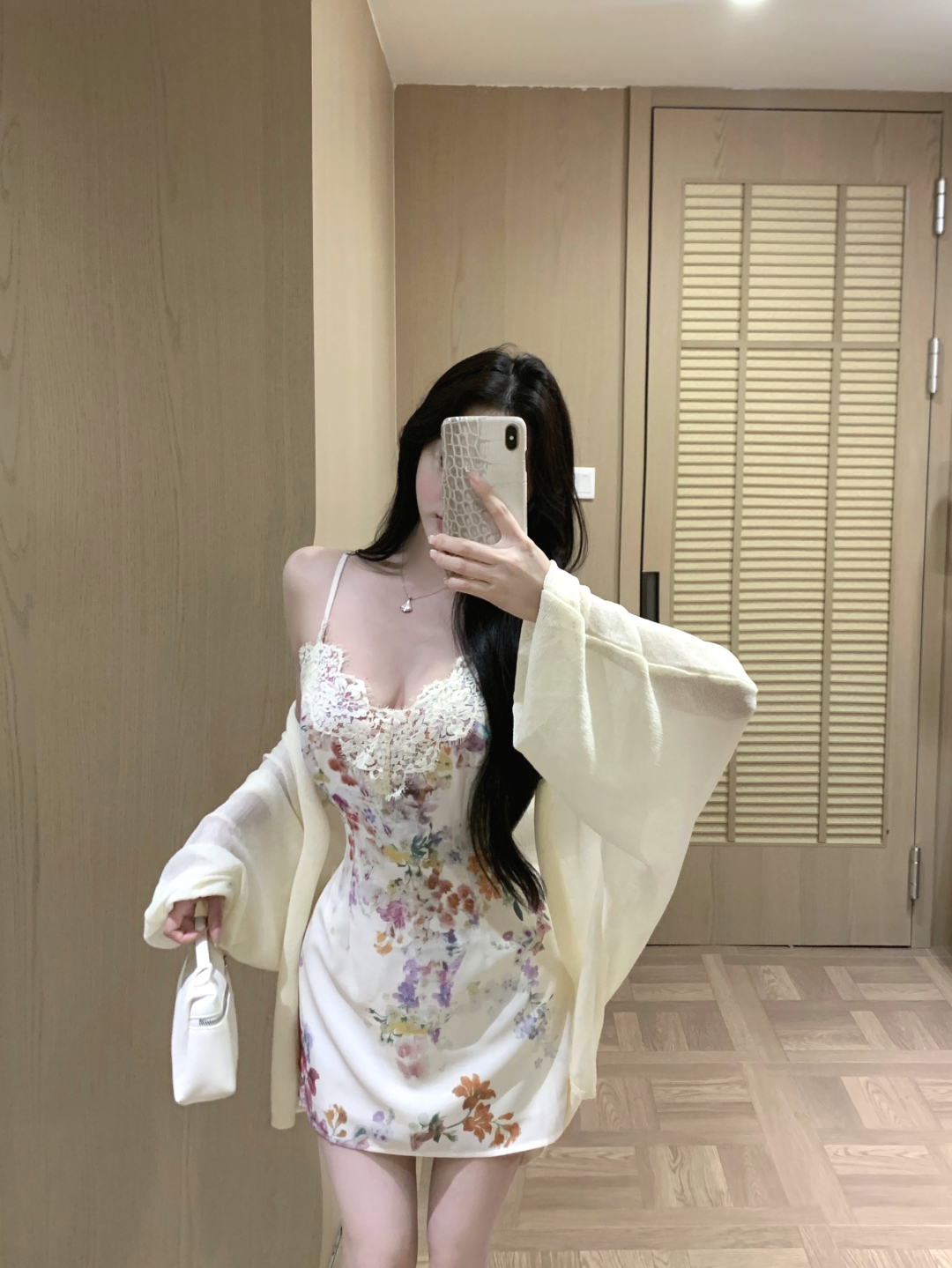 실사 정가 꽃 초기 꿈 살구 색상 V넥 여성 드레스 봄 순수한 욕망 레이스 꽃무늬 슬립 미니 스커트