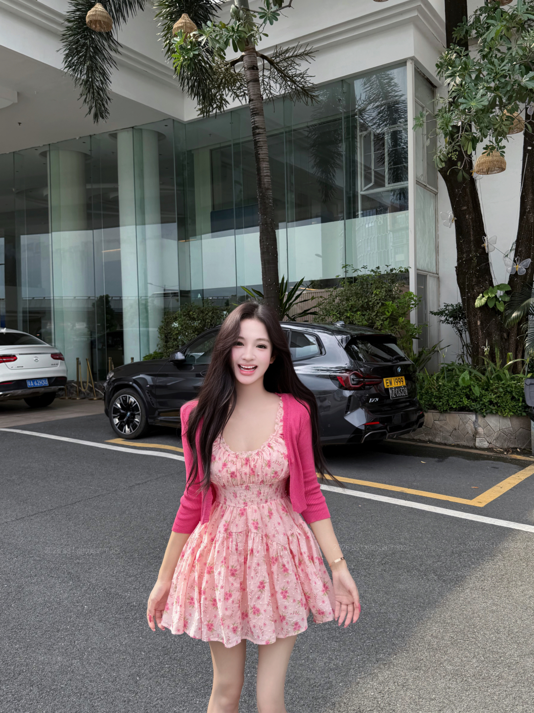 실사 정가 순수한 욕망 주간 접시 복숭아 분말 꽃무늬 수 있습니다. 오프숄더 반팔 몸매 가꾸기 슬림해 보이는 드레스