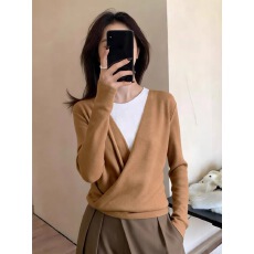 批发小个子交叉v领针织打底衫女秋冬毛衣内搭高级感气质短款紧身<b class='q'>上衣</b>