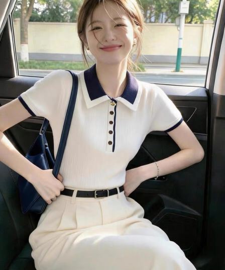 우유 화이트 폴로 칼라 티셔츠 여성 2026 여름 몸매 가꾸기 반팔 단추 디자인 센스 고유 한 아름다운 빛 요리 한 바람 맨위