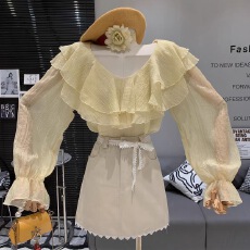 法式气质V领别致荷叶边蕾丝立体花朵女2027春夏新款减龄小衫ins