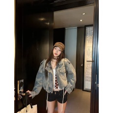批发美式复古机车风牛仔外套女秋<b class='q'>冬</b>新款宽松拉链工装短款夹克百搭潮流