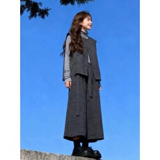 批发秋<b class='q'>装</b>一整套高领打底<b class='q'>t</b><b class='q'>恤</b>叠穿马甲阔腿<b class='q'>裤</b><b class='q'>高级</b>感巨好看的三件套<b class='q'>装</b>女