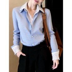 批发优雅精致蓝色假两件<b class='q'>衬衫</b>气质翻领<b class='q'>长袖</b>格纹蕾丝边上衣2026春季女