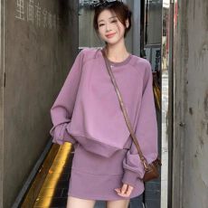 批发圆领长袖卫衣半身短裙高腰宽松显瘦<b class='q'>运动</b>休闲两件套装<b class='q'>女</b>秋