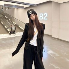 批发<b class='q'>春</b>秋季双拉链套装女<b class='q'>春</b>秋2025年新款韩版宽松显瘦外套长裤