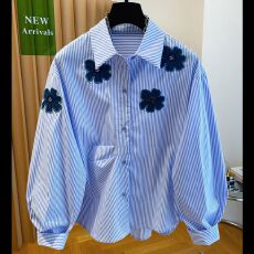 批发新款 刺绣+原版面料 200斤特<b class='q'>大码</b>新款宽松气质花朵刺绣上衣