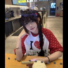 批发新款 印花非白膜印 纯棉中长宽松款短袖<b class='q'>t</b><b class='q'>恤</b>