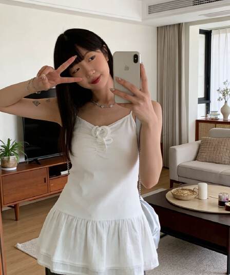 새로운 순면 스트랩 주름 조끼 슬립 몸매 가꾸기 레이스 치마 인사이드 잡아라. 의류