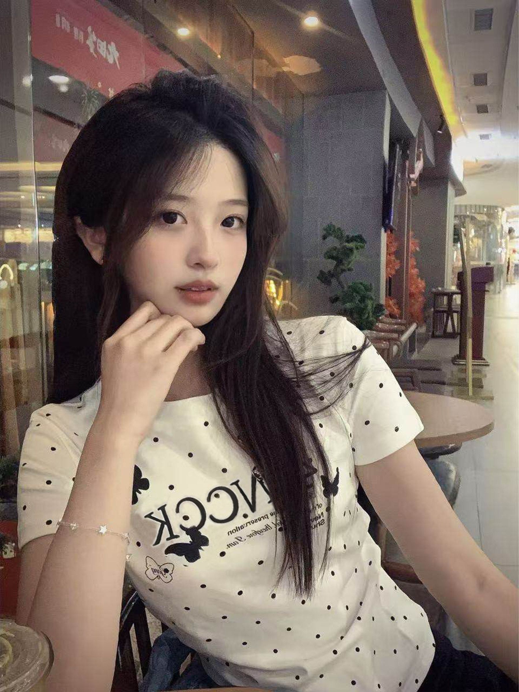 새로운 나비 프린트 도트 무늬 전체 인쇄 물품 오른쪽 에디션 몸매 가꾸기 티셔츠
