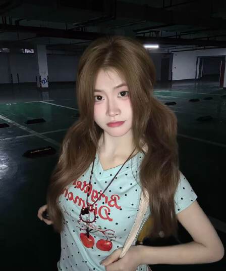 새로운 출처 생방송 품질 V넥 몸매 가꾸기 전체 인쇄 도트 무늬 알파벳 프린트