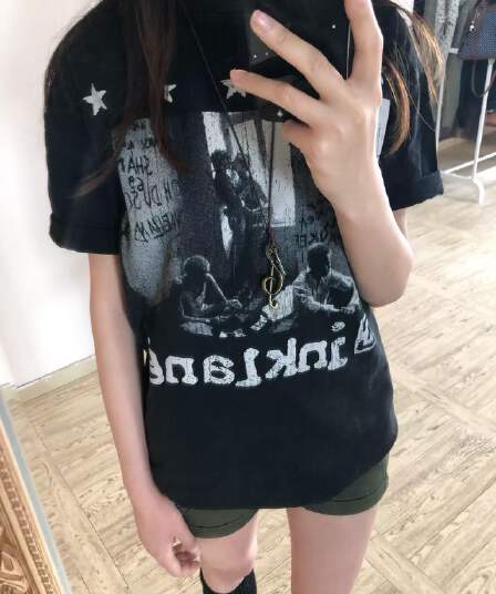 새로운 생방송 품질 워싱 블랙 별 초상화 프린트 가을 어깨 t