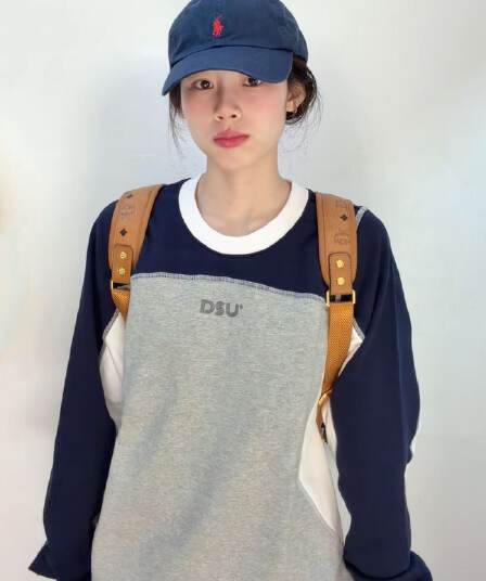 새로운 얇은 스타일 좋은 품질 솜씨 패치워크 후드티 여성