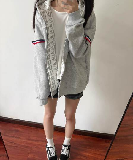 새로운 삼색 얇은 스타일 털이 있는 원본 솜씨 인사이드 그리기 리본 후드 티 스웨터 여성