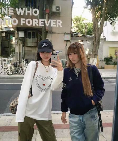 봄 가을 새로운 이후 패키지 칼라 긴팔 라운드 넥 티셔츠 하트 프린트 맨위