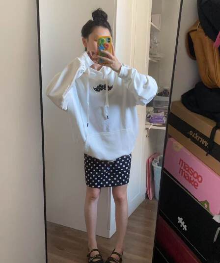 새로운 생방송 품질 복합 얇은 스타일 은 여우 플러시 털이 있는 후드 도트 무늬 수염