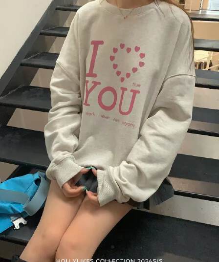 새로운 생방송 품질 복합 얇은 스타일 은 여우 플러시 털이 있는 라운드 넥 알파벳 프린트